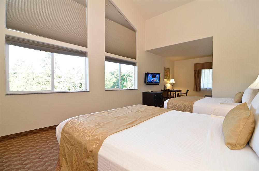 Best Western Plus Battleground Inn & Suites Battle Ground Dış mekan fotoğraf